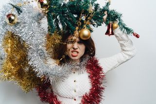 ŽENA-IN - Špatně ozdobený stromeček rozčílil manželku do běla. Chudáci děti, zlobí se Tomáš